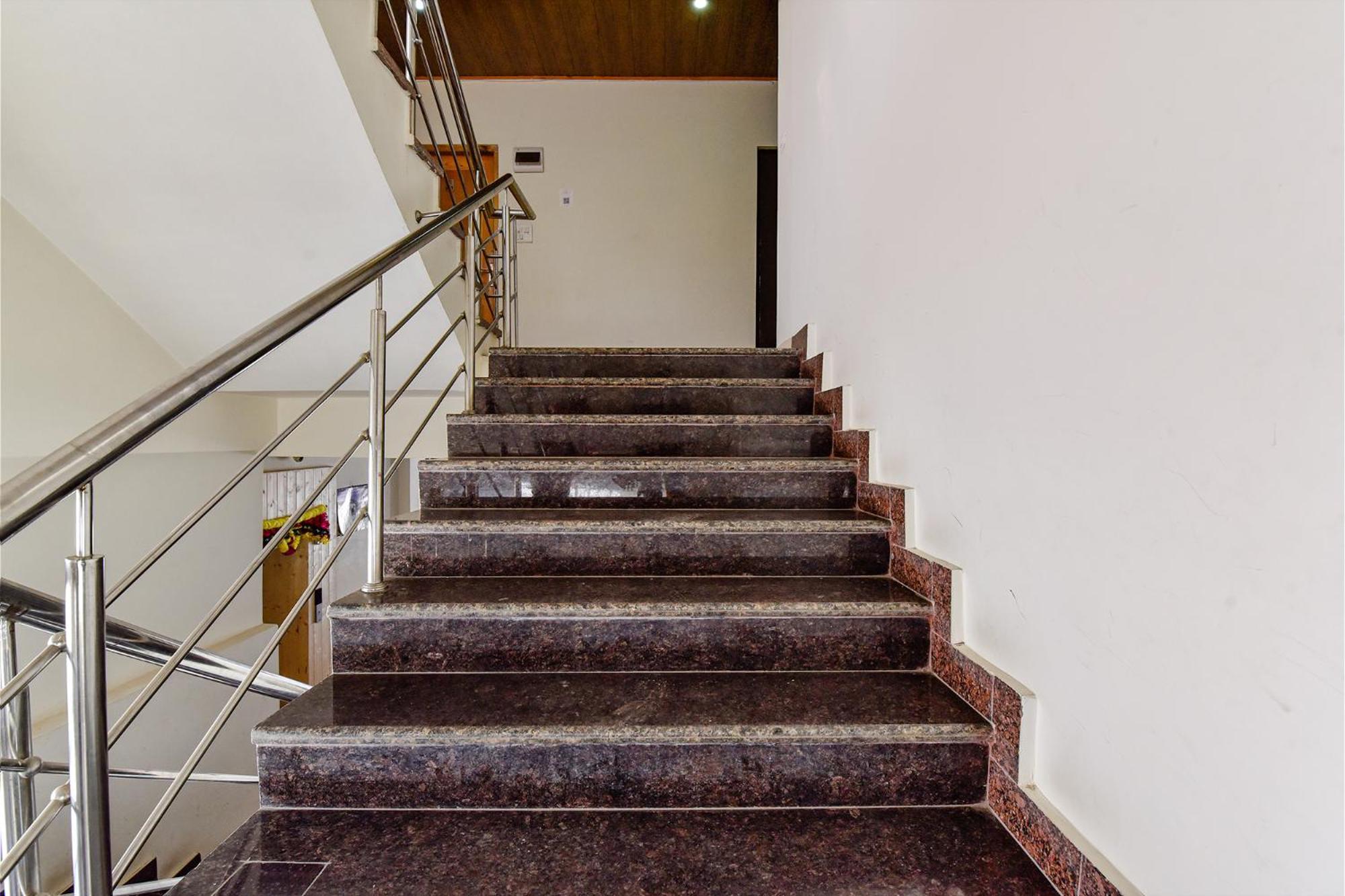 Fabhotel Manali Heaven - Manali (Himachal Pradesh) — Photos 1